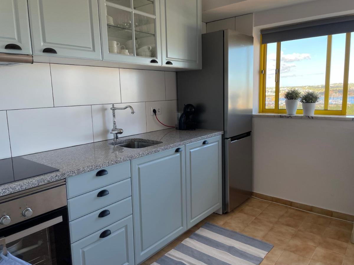 No More Snow, 300 M From The Beach, King Size Bed, Fast Wi-Fi Portimão Exteriör bild