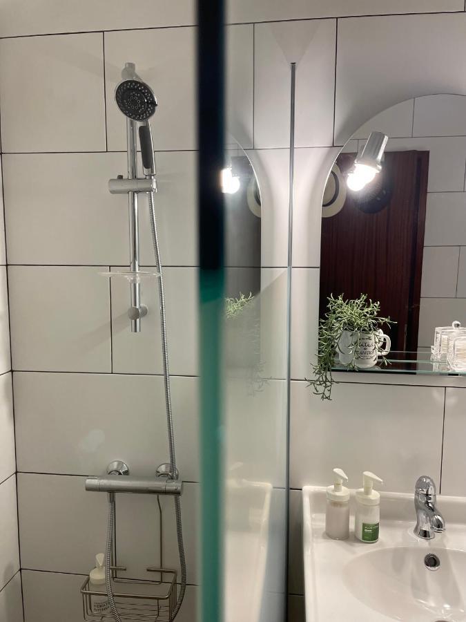 No More Snow, 300 M From The Beach, King Size Bed, Fast Wi-Fi Portimão Exteriör bild