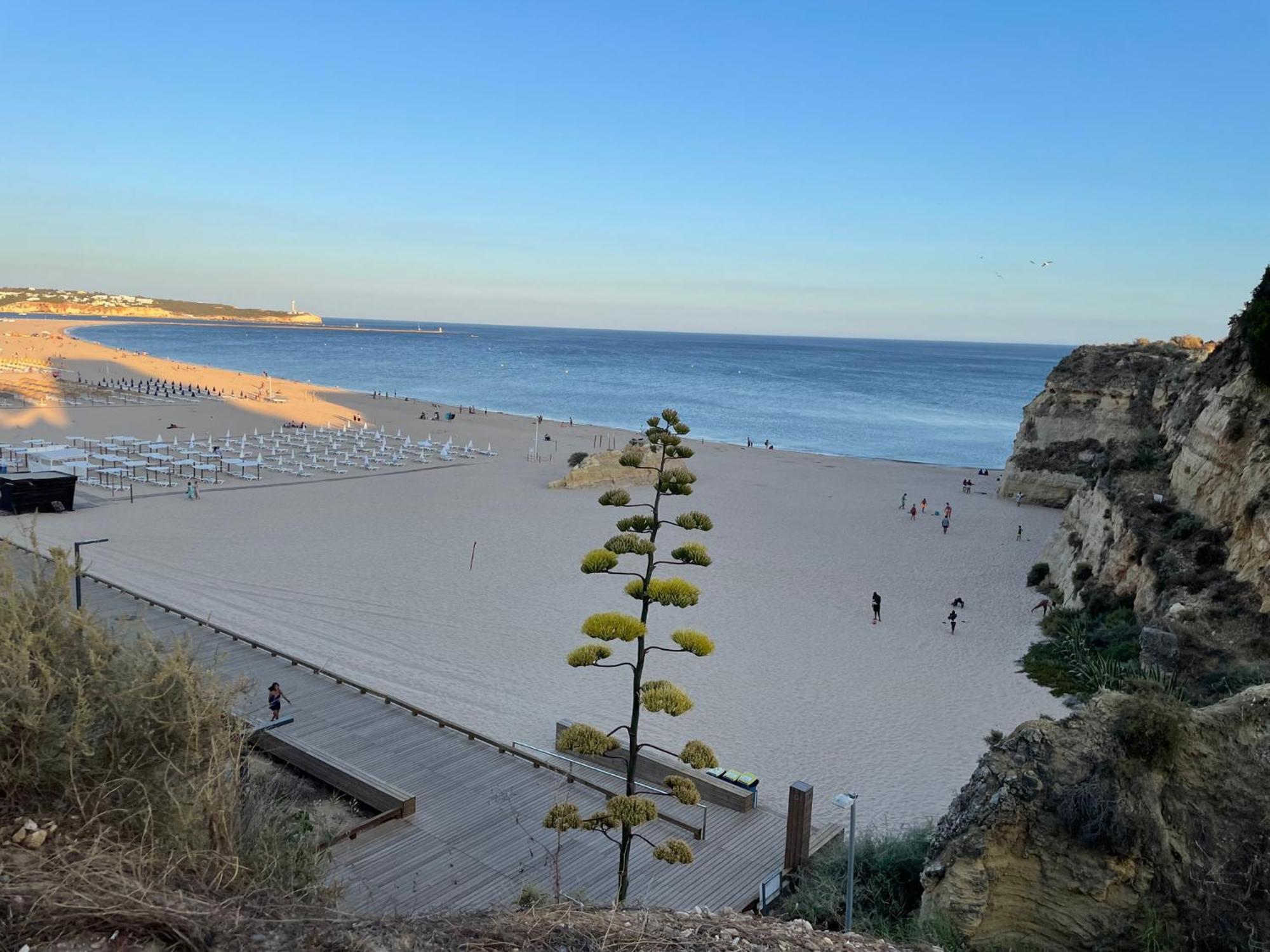 No More Snow, 300 M From The Beach, King Size Bed, Fast Wi-Fi Portimão Exteriör bild